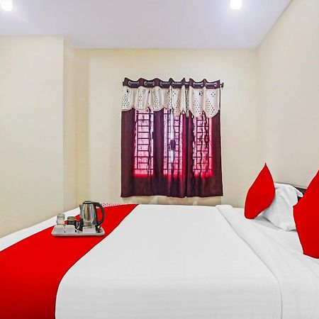 Hotel O Sri Navya Grand Near Nexus Haiderabad Buitenkant foto